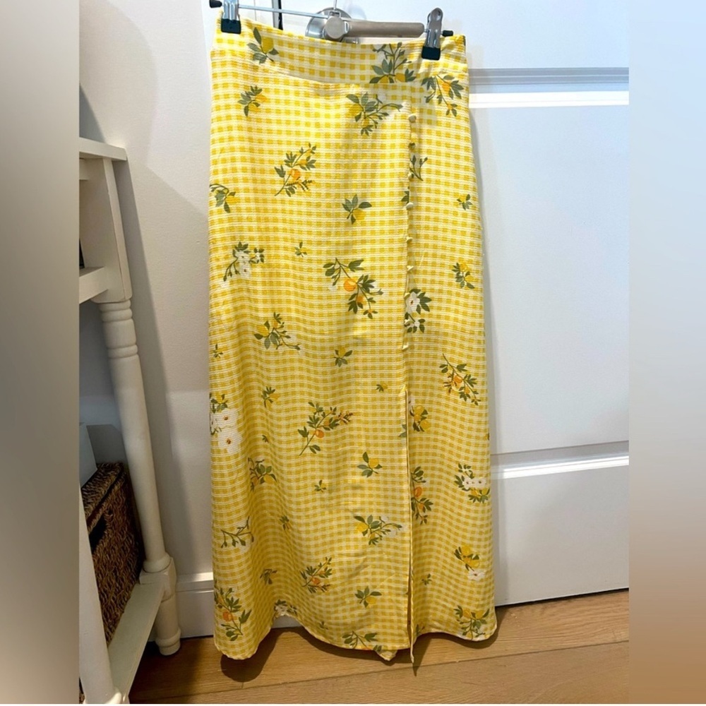 BCBGeneration - Yellow Lemon Gingham Cottagecore Maxi Skirt with Side Slit - Picture 9 of 9
